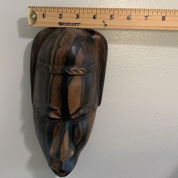 Hand Carved Wooden Senagalese Mask - Picture 11 of 17